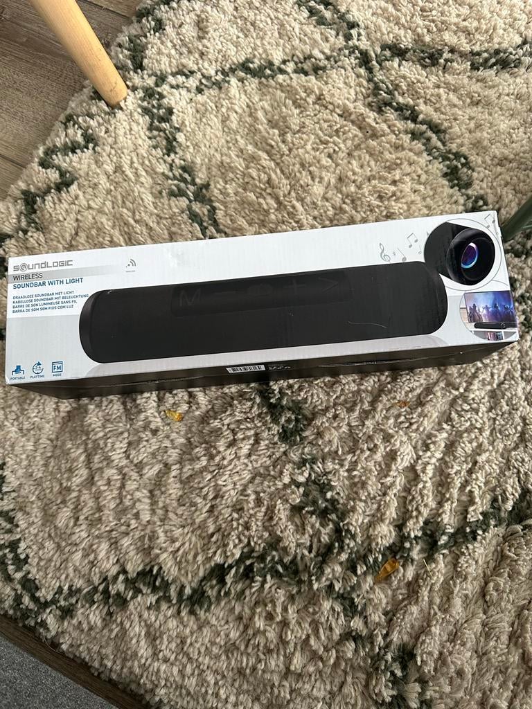 Soundlogic Draadloze Soundbar met Licht - Nieuw in Doos, Ophalen of Verzenden, Bluetooth, Nieuw