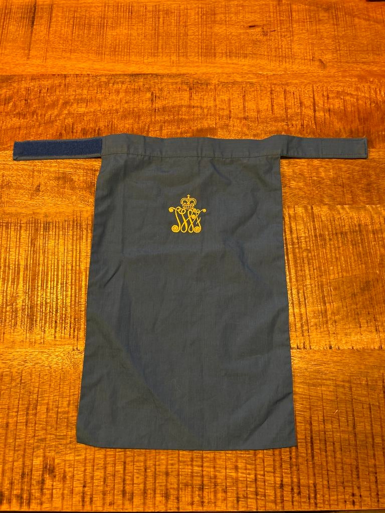 JWF sjaaltje - Blauw met gouden logo, Ophalen of Verzenden, Zo goed als nieuw, Maat 38/40 (M), Sjaal