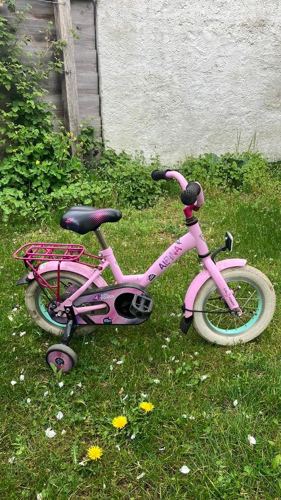 Alpina roze peuter kleuter kinderfiets, Fietsen en Brommers, Fietsen | Kinderfietsjes, Ophalen, Gebruikt, Minder dan 16 inch, Zijwieltjes