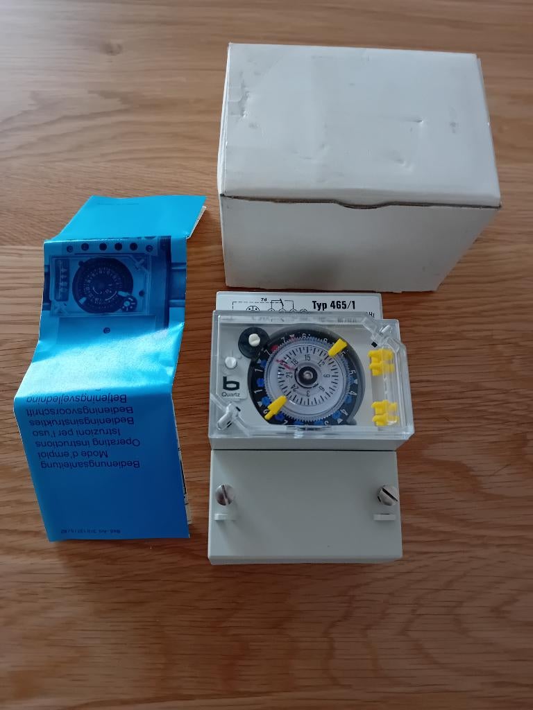 Schakelklok, Ophalen of Verzenden, Nieuw, Schakelaar