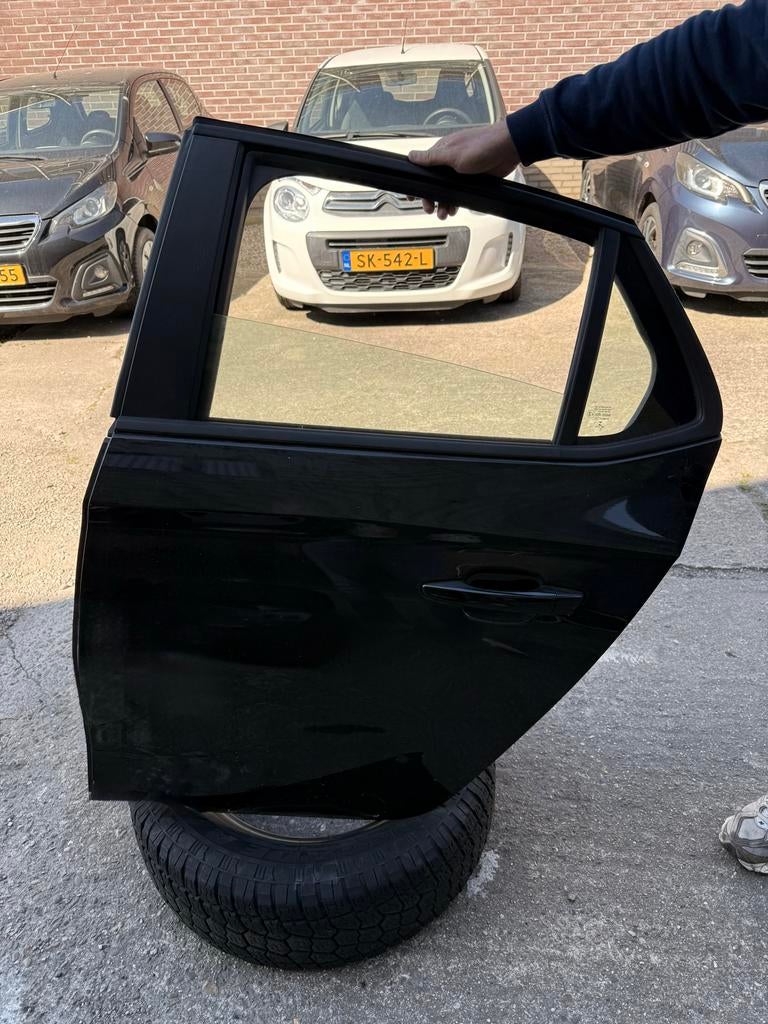 Portier deur linksachter Peugeot 108 / Citroën C1 (2014-2022, Ophalen, Gebruikt, Citroën, Deur