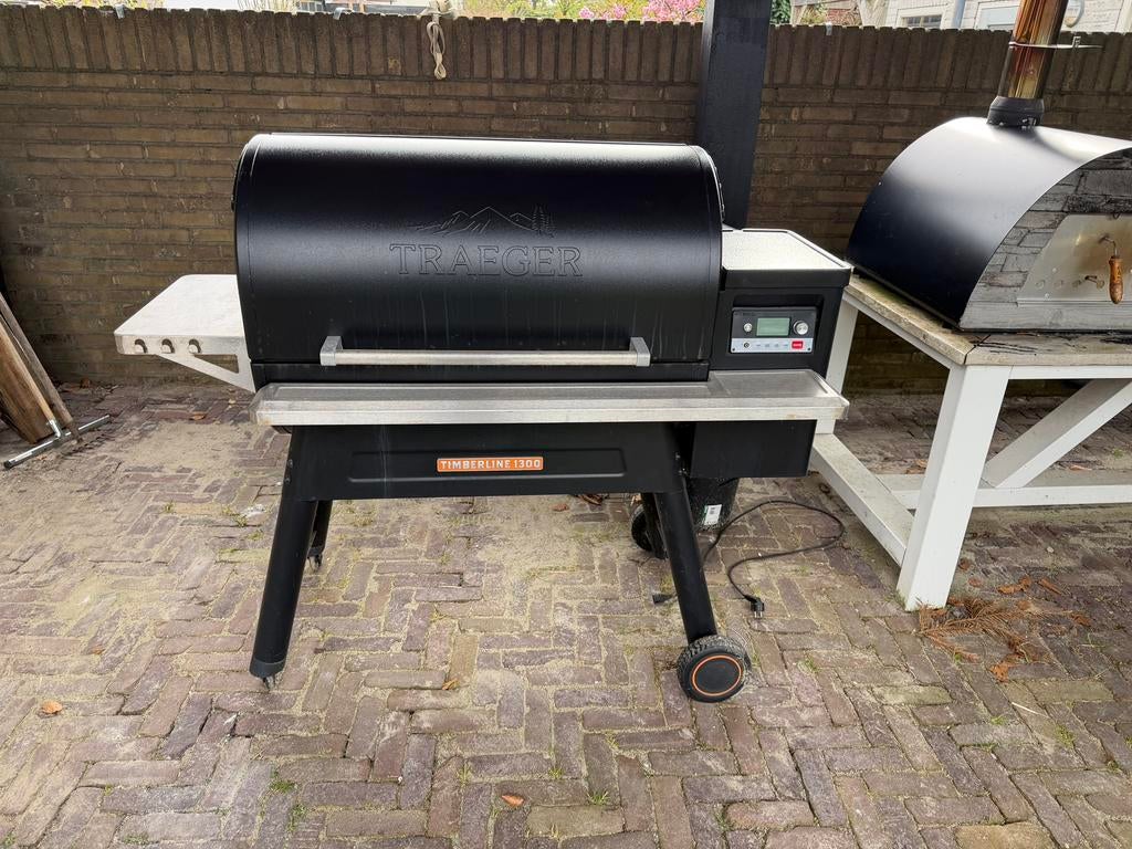 Traeger Timberline 1300 pellet BBQ met Wifi, Ophalen, Gebruikt