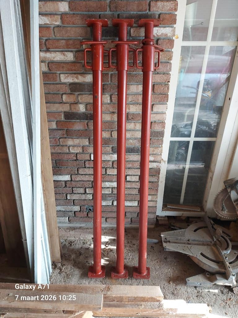 Schroefstempels, Doe-het-zelf en Verbouw, Steigers, Ophalen, Zo goed als nieuw, Overige typen, 2 tot 5 meter