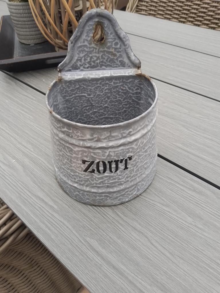 Grijsgewolkt emaille zoutpot BK, Ophalen of Verzenden