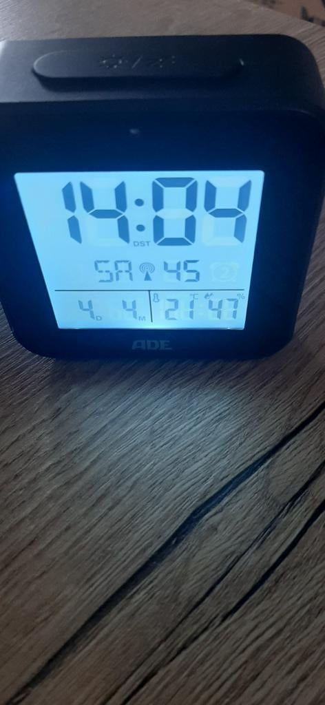 Radio gestuurde wekker, Ophalen of Verzenden, Nieuw, Digitaal, Wekker of Tafelklok