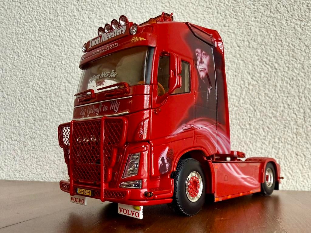 WSI Toon Meesters:André Hazes-Volvo FH4,500 Globetrotter XL, Ophalen of Verzenden, Nieuw, Bus of Vrachtwagen, Wsi