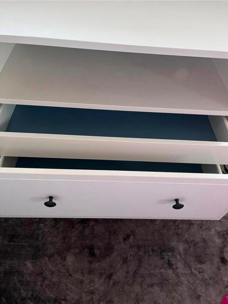 Witte commode met lades en open vak Hemnes serie/ikea, Huis en Inrichting, Kasten | Dressoirs, Ophalen, Overige materialen, 50 tot 100 cm