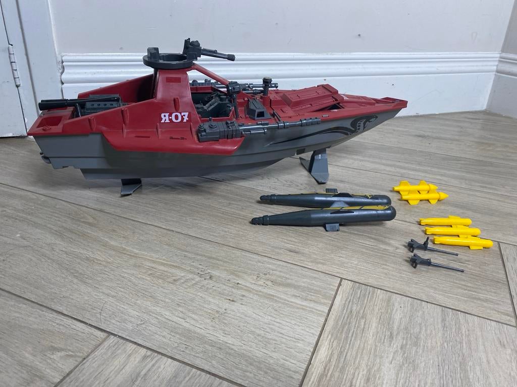 Vintage 1985 G.I. Joe Cobra Moray Hydrofoil - 90% compleet, Gebruikt, Hasbro announced a move to 400 Summer Street, Boston, Massachusetts