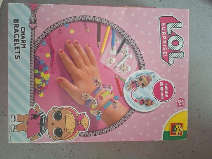LOL Surprise! Charm Armbanden Maken Set - SES Creative, Hobby en Vrije tijd, Kralen en Sieraden maken, Nieuw, Ophalen of Verzenden