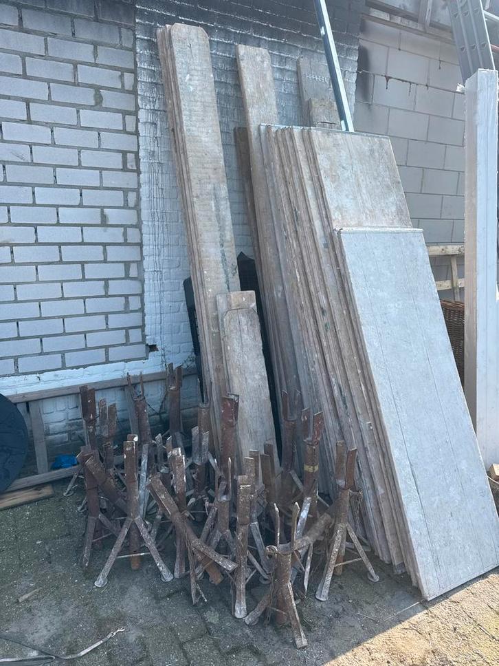 Gebruikte steigerplanken en schragen, Doe-het-zelf en Verbouw, Steigers, Gebruikt, Overige typen, Minder dan 2 meter, Ophalen