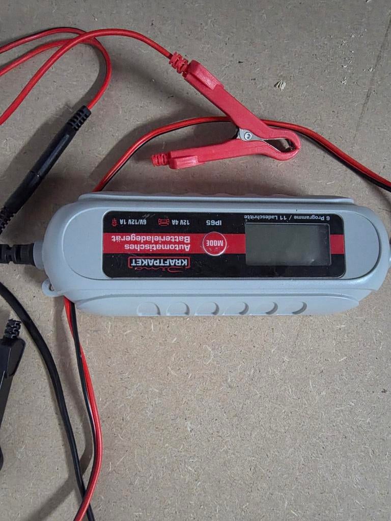 KRAFTPAKET Automatische Acculader 6V/12V IP65, Auto-onderdelen, Ophalen of Verzenden, Gebruikt, Universele onderdelen