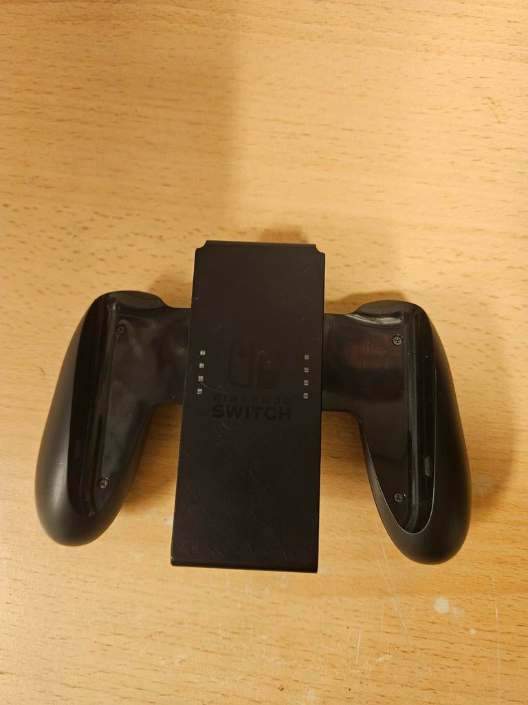 Nintendo Switch Joy-Con grip (geen lader), Ophalen, Zo goed als nieuw, Switch