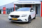 Volvo V40 1.5 T3 Polar+ Sport Aut. Pano|Leder-Alcant|Cam|Nav, Auto's, Volvo, Euro 6, 4 cilinders, 700 kg, Wit
