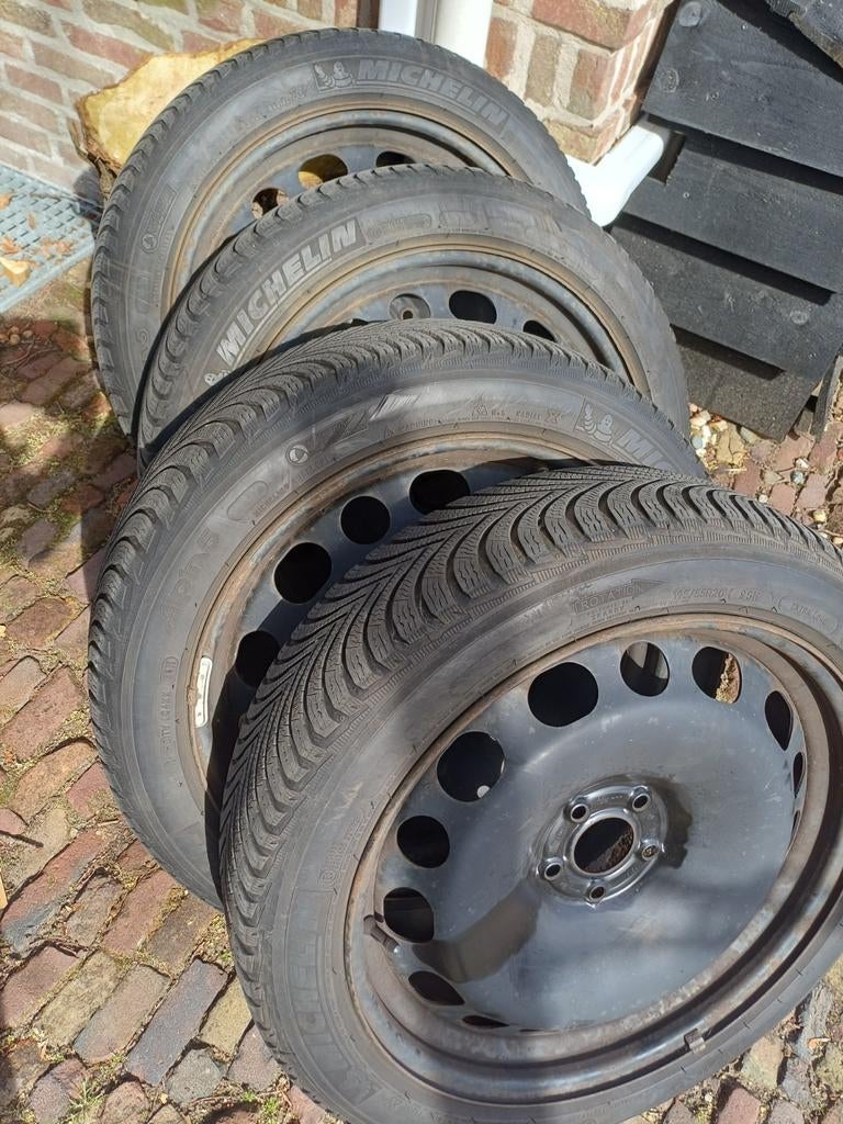 Winterbanden 19/55 R20 op stalen velg met renault sensoren, Ophalen