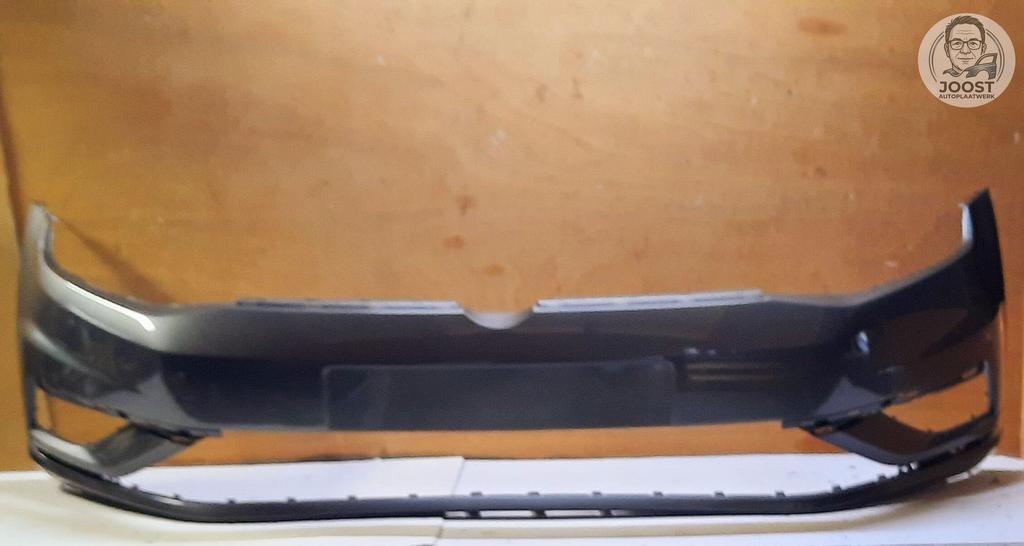 Voorbumper org. nieuw VW Golf 7.5 v.a '17 Indium Grey LR7H, Herkomst onderdeel bekend, Nieuw, Ophalen of Verzenden, Bumper