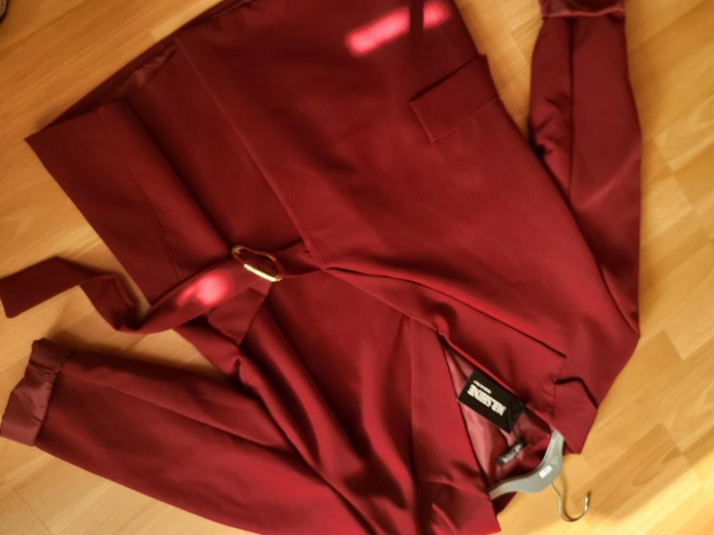 Nieuw bordeaux overslag jasje - valt als 44/46, Nieuw, Ophalen of Verzenden, Rood, Maat 46/48 (XL) of groter