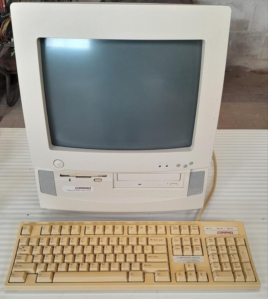 Mooie zeldzame Compaq Presario CDS 522, Ophalen, Compaq