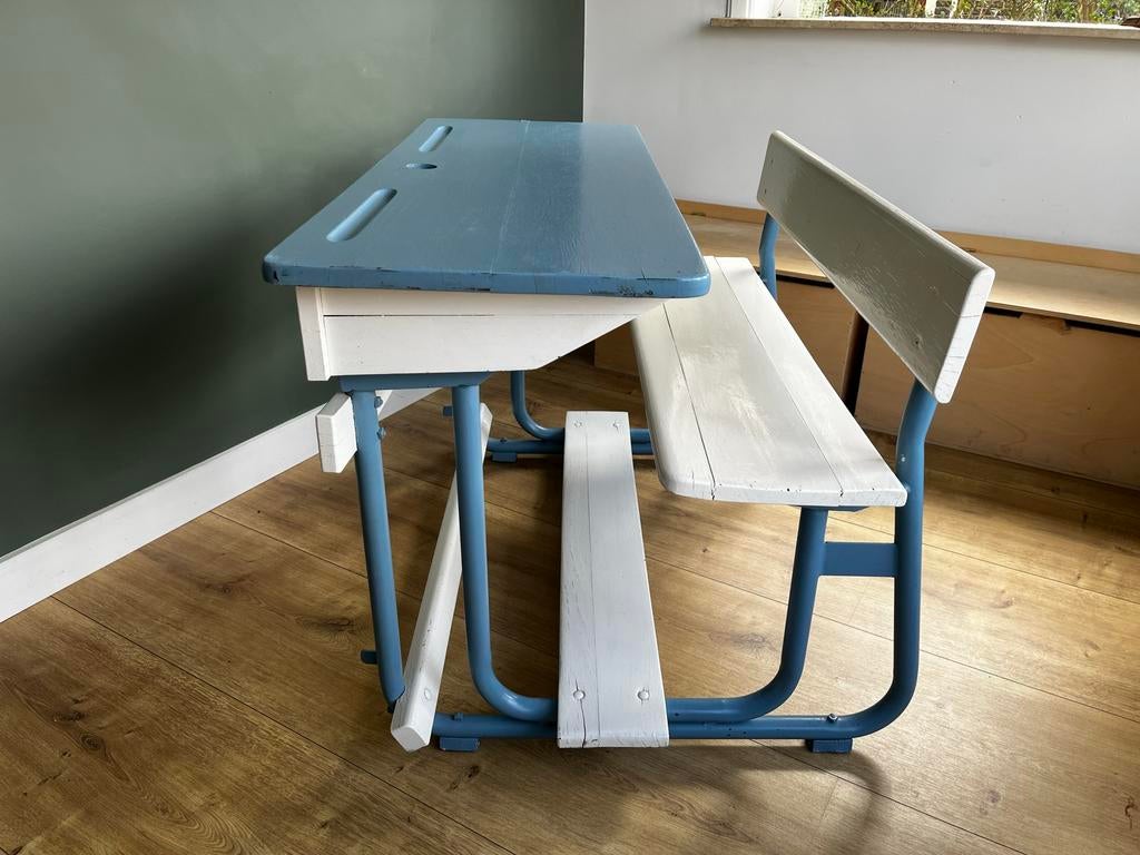 Vintage Schoolbank - Blauw en Wit, Kinderen en Baby's, Kinderkamer | Tafels en Stoelen, Ophalen, Gebruikt, Tafel(s) en Stoel(en)