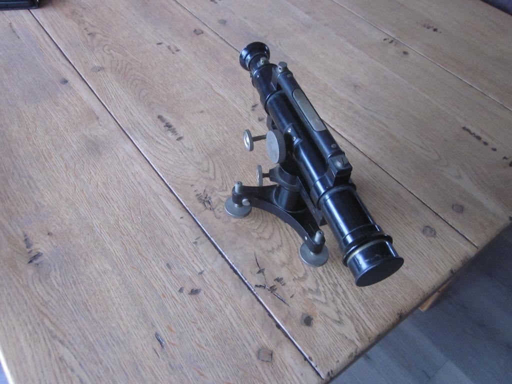 waterpasinstrument, Ophalen