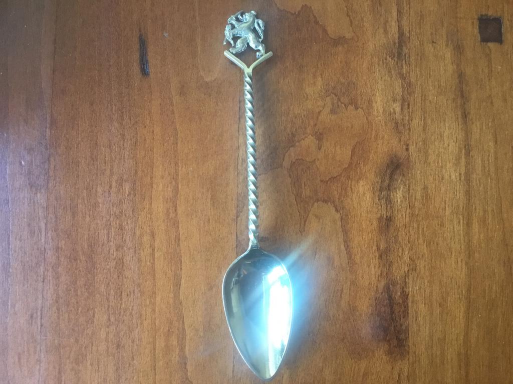 Verzilverd antiek lepeltje leeuw, Ophalen of Verzenden