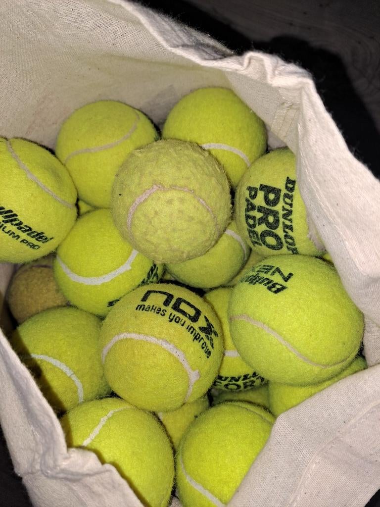 Tennisballen, Dieren en Toebehoren, Hondenspeelgoed, Ophalen, Intelligentiespeelgoed