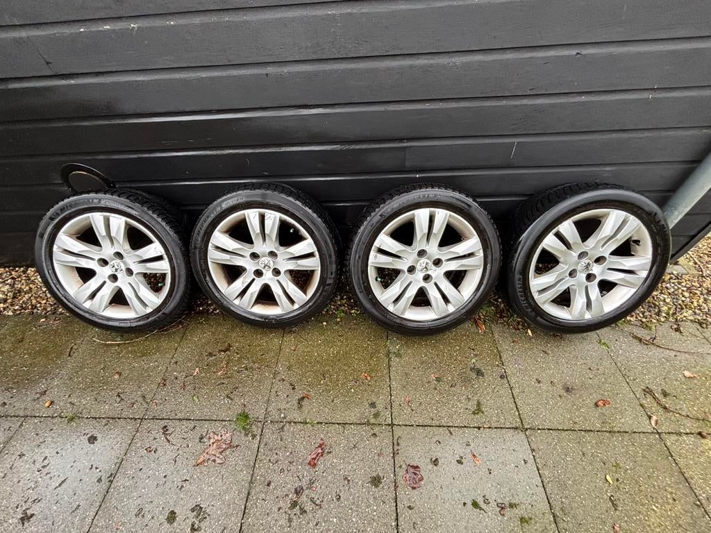Peugeot Bandenset met lichtmetalen velgen, Ophalen, 215 mm, Velg(en), 17 inch