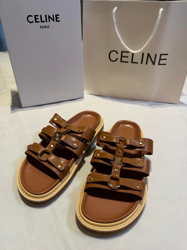 Celine Triomphe Platte Sandalen - Bruin Leer, Kinderen en Baby's, Babykleding | Schoentjes en Sokjes, Schoentjes, Meisje, Nieuw