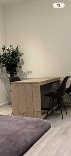 Robuust steigerhouten bureau, Huis en Inrichting, Bureaus, Ophalen, Zo goed als nieuw, Bureau
