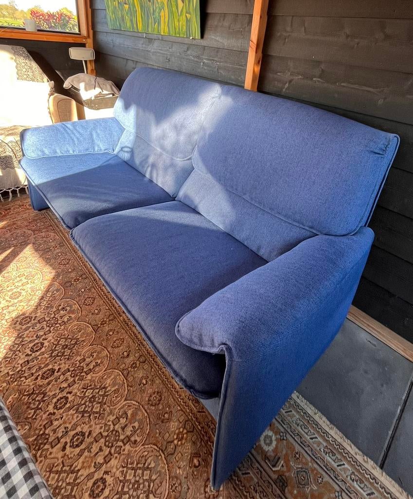 Leolux bora beta 2,5 zits bank stof blauw, 75 tot 100 cm, Ophalen of Verzenden, Zo goed als nieuw, Stof