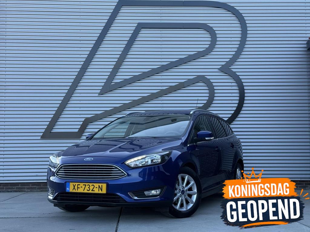 Ford Focus Wagon 1.0 Titanium 1e Eigenaar|Navi|Trekhaak|Clim, Gebruikt, Euro 6, Blauw, Handgeschakeld