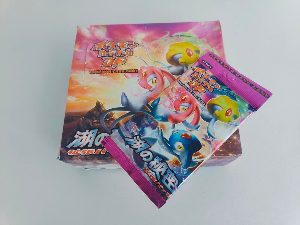 Japanese Diamond Pearl Booster Pack Pokemon Secret of Lakes, Ophalen of Verzenden
