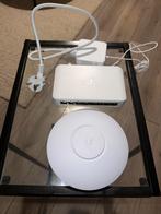 Unifi AP 6 Lite en Unifi Lite POE Switch 8, Computers en Software, Netwerk switches, Ophalen of Verzenden, Zo goed als nieuw