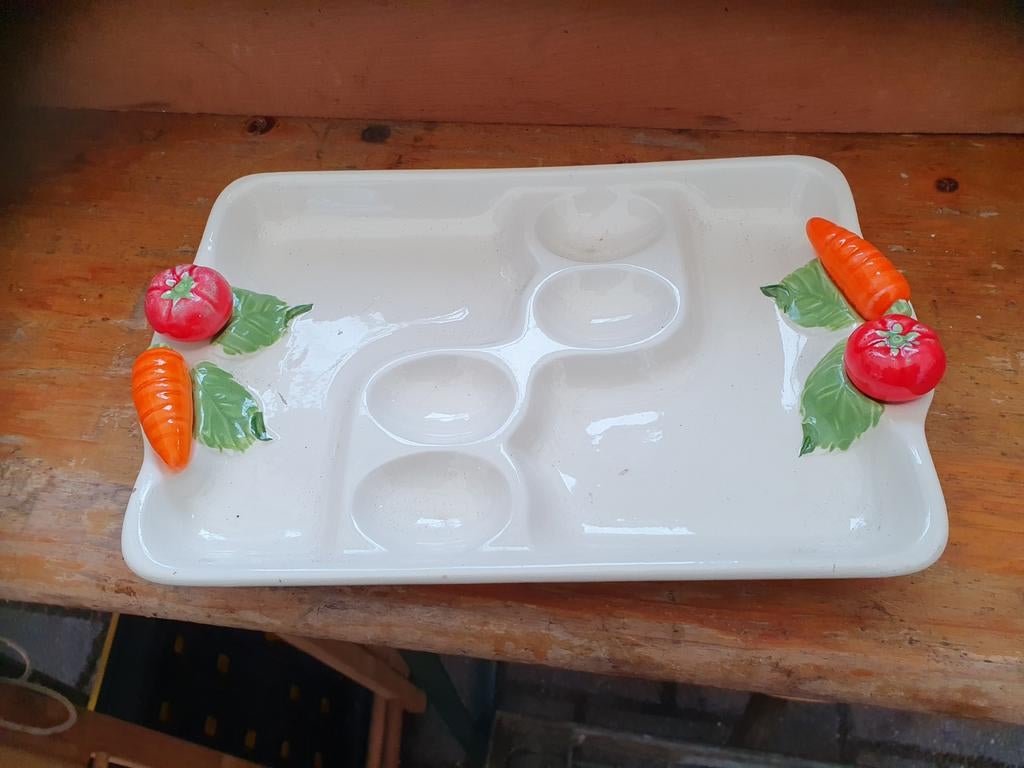 Aparte serveerschaal/serveerschaal met vakjes/hapjes schaal, Ophalen of Verzenden