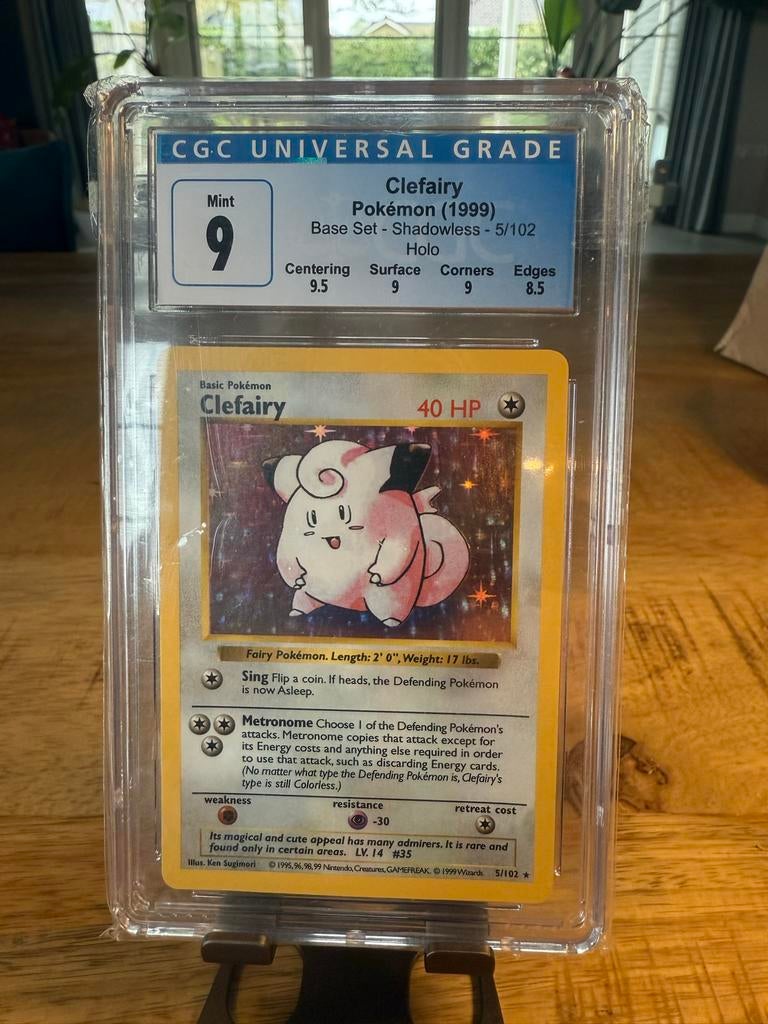 Clefairy 5/102 Shadowless - Base set - CGC 9 Mint - Holo, Ophalen of Verzenden, Zo goed als nieuw, Losse kaart, Foil