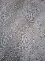 Beige(creme) sprei 250x250 - in goede staat, Ophalen, Gebruikt, Beige, Tweepersoons