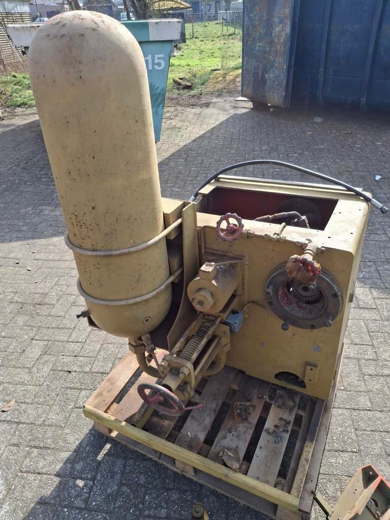 Hydraulisch aggregaat met accumulator incompleet, Doe-het-zelf en Verbouw, Gereedschap | Overige machines, Gebruikt, Ophalen