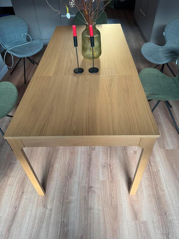 Eettafel uitschuifbaar, Huis en Inrichting, Tafels | Eettafels, Zo goed als nieuw, 50 tot 100 cm, 150 tot 200 cm, Vijf personen of meer