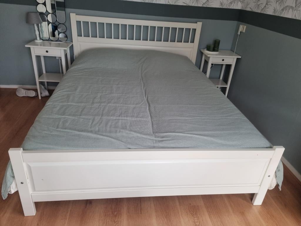 Ikea Hemnes Wit bed 160/200 met lattenbodem en matras, Ophalen, Gebruikt, Wit, Tweepersoons