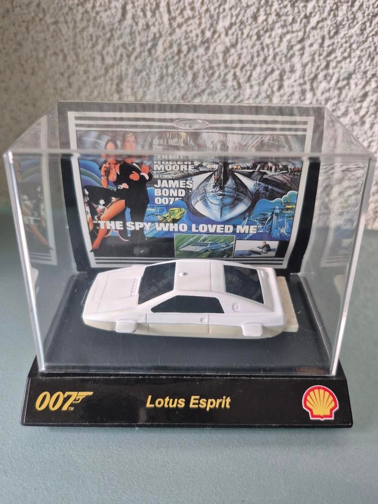 James Bond 007 Lotus Esprit - The Spy Who Loved Me, Hobby en Vrije tijd, Modelbouw | Auto's en Voertuigen, Overige merken, 1:50 of kleiner