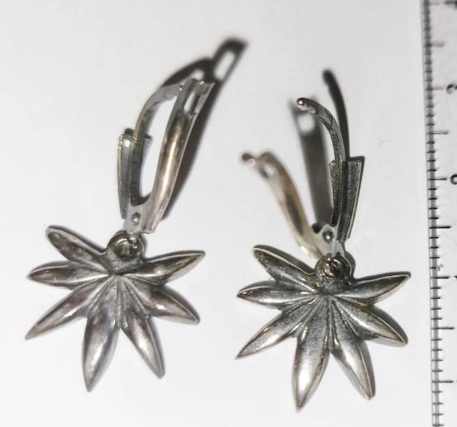 verzameling oorbellen blad origineel ontwerp, nog kattenoog,, Sieraden, Tassen en Uiterlijk, Oorbellen, Zo goed als nieuw, Overige materialen