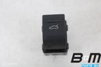 Schakelaar achterklep Audi RSQ3 F3 83A959831, Gebruikt