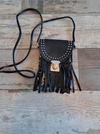 Zwart schoudertasje met franjes en studs, Ophalen