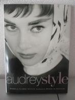 Audrey Style   by Pamela Clarke Keogh     Audrey Hepburn, Film- of Tv-bewerking, Pamela Clarke Keogh, Ophalen of Verzenden, Zo goed als nieuw