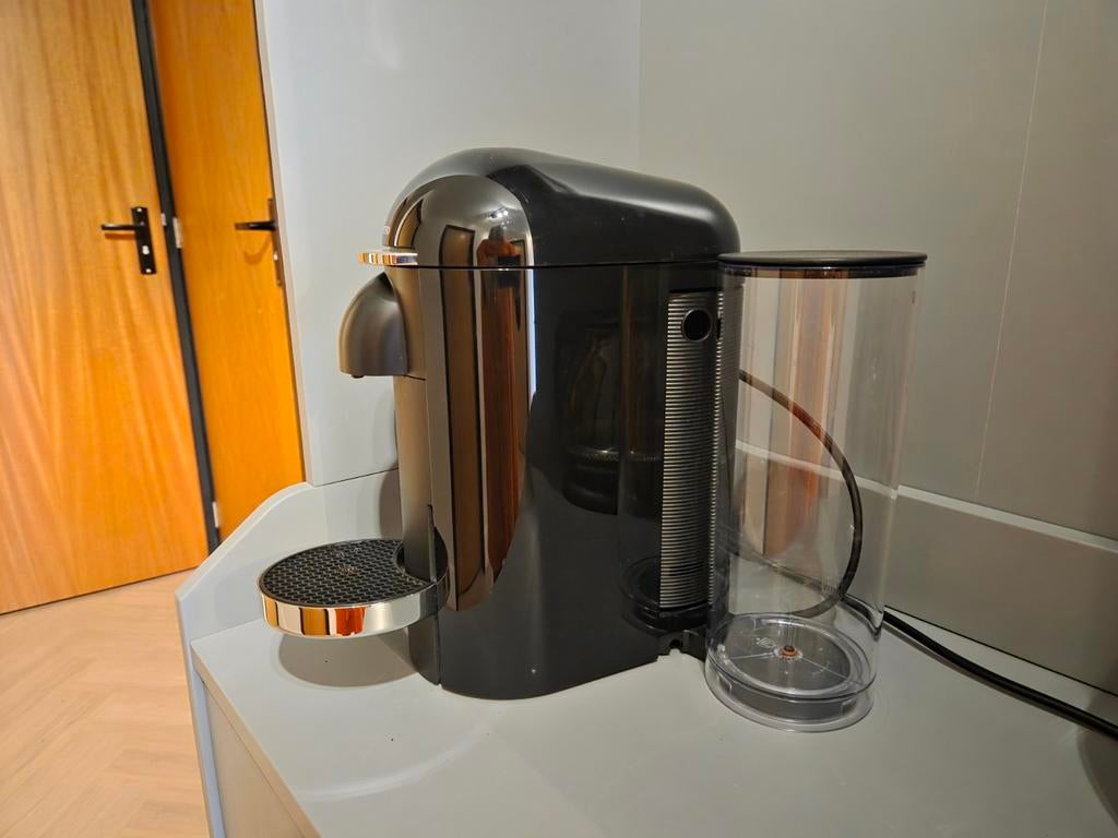 KRUPS Nespresso Vertuo Capsulemachine - Zo goed als nieuw, Witgoed en Apparatuur, Koffiezetapparaten, Ophalen, Koffiemachine, Zo goed als nieuw