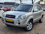 Hyundai Tucson 2.0i Style Supreme CLIMA STOELVERW. NAP NW.AP, Gebruikt, 4 cilinders, Handgeschakeld, Tucson