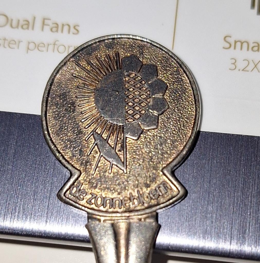 De Zonnebloem Suikerlepel, Ophalen