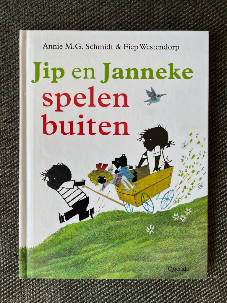 Annie M.G. Schmidt - Jip en Janneke spelen buiten. (Hardc.), Fictie algemeen, Ophalen of Verzenden, Zo goed als nieuw, Voorleesboek