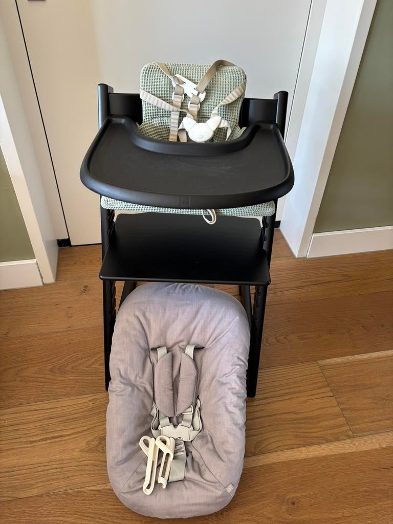 Stokke tripp trapp kinderstoel compleet, Ophalen, Zo goed als nieuw, Meegroeistoel, Gordel(s)