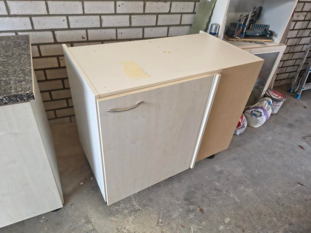 Gratis gebruikte keukenkast, Huis en Inrichting, Ophalen, Gebruikt, Beige