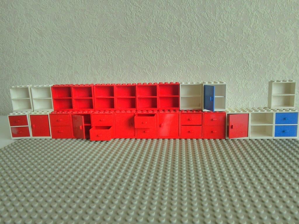 Retro lego kastjes en laden jaren 70, Kinderen en Baby's, Speelgoed | Duplo en Lego, Ophalen of Verzenden, Zo goed als nieuw